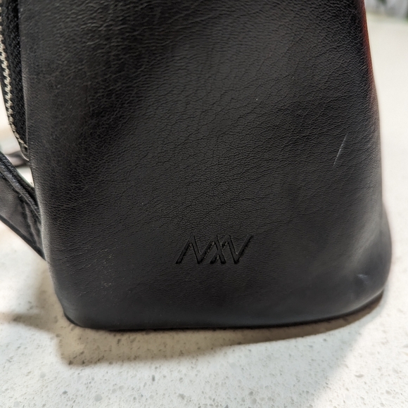 Matt and Nat Bag - Black - Picture 8 of 12